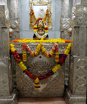 Avva Samaadhi